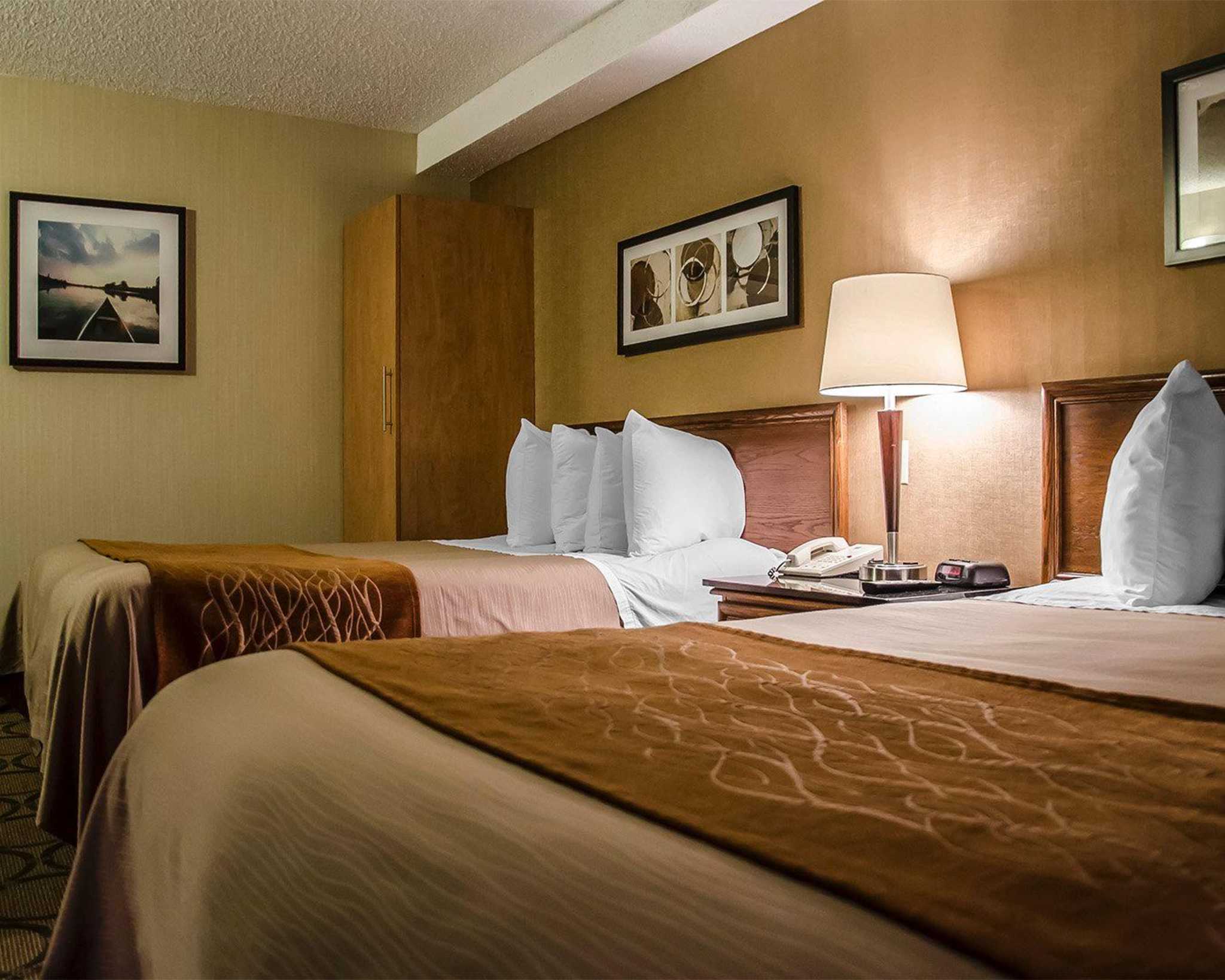 Images Comfort Inn South Shore