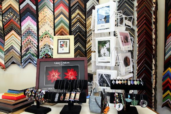 Lucy's Art & Frame Image