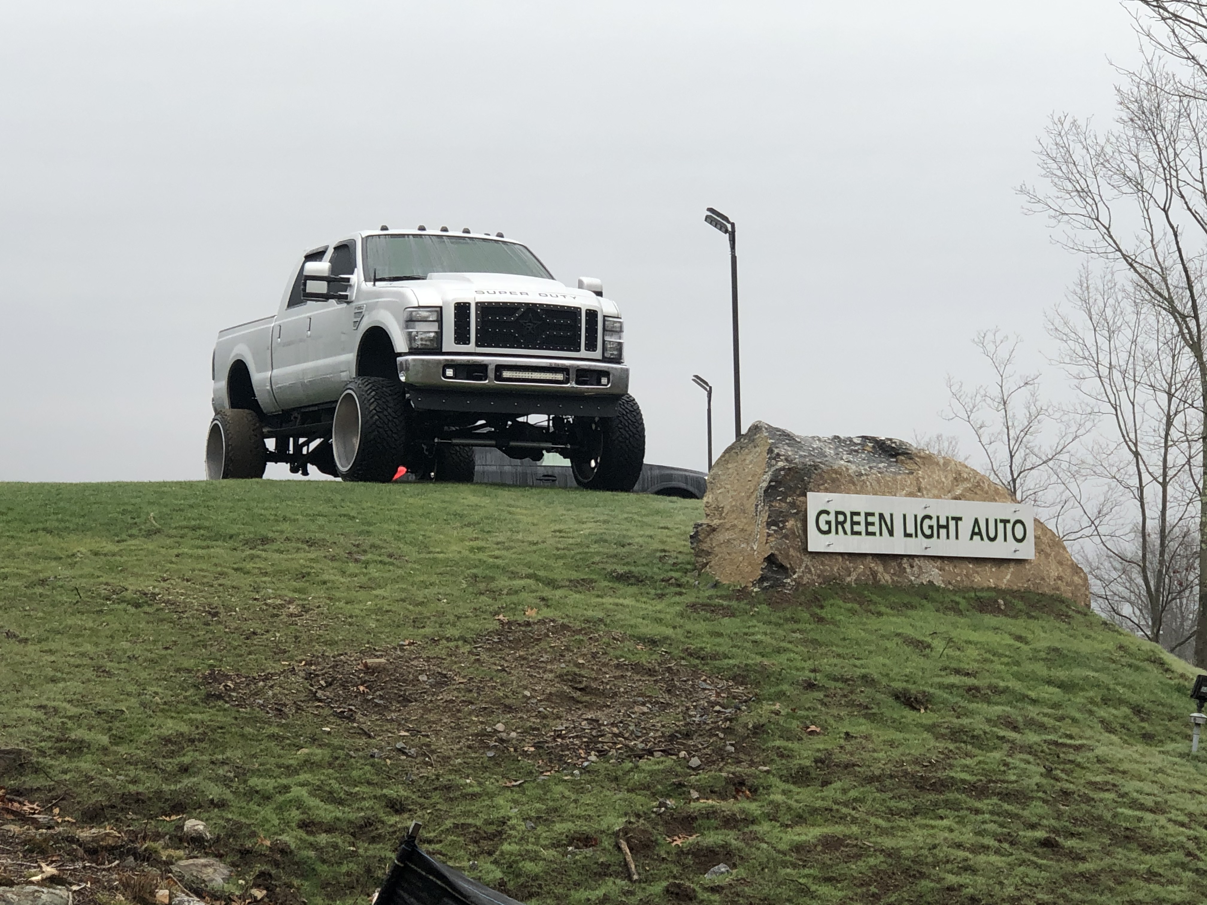 Green Light Auto Sales LLC Image