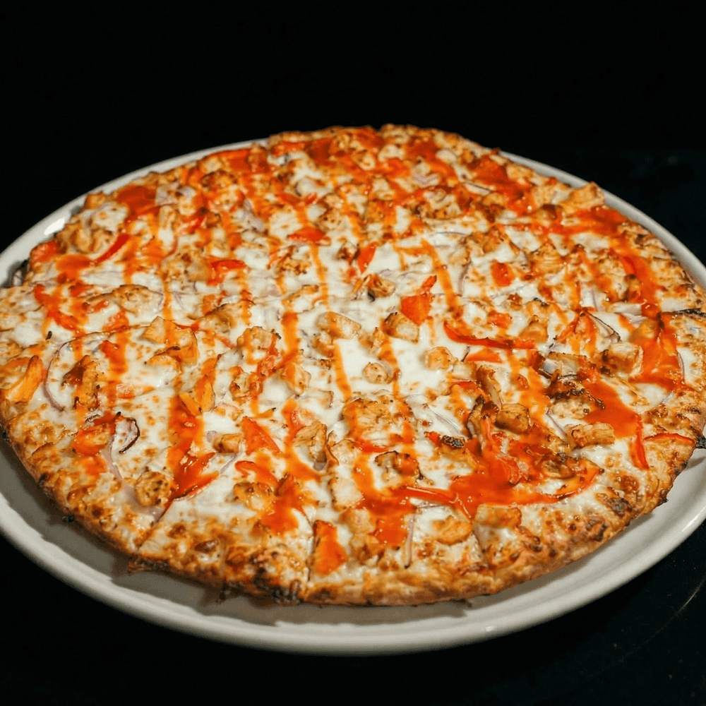 Medium Blazin Buffalo Pizza