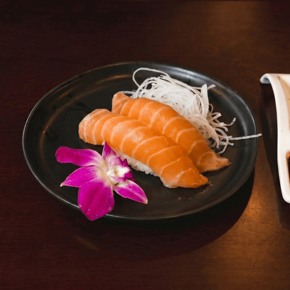 Salmon Sushi