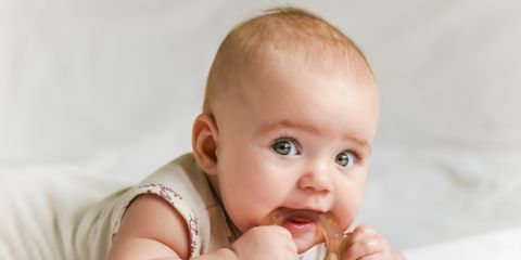 5 Ways to Tell if your Baby is Teething