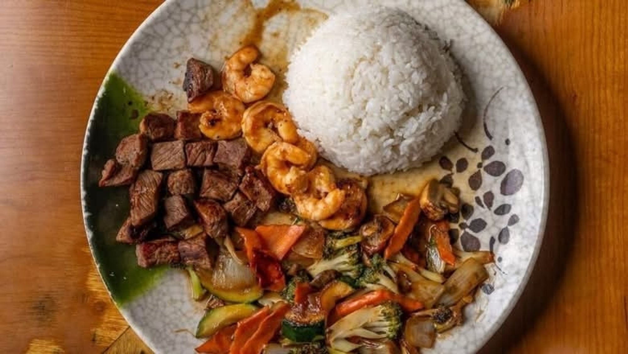 NY Strip (5 Oz.) & Shrimp (5 Pieces)
