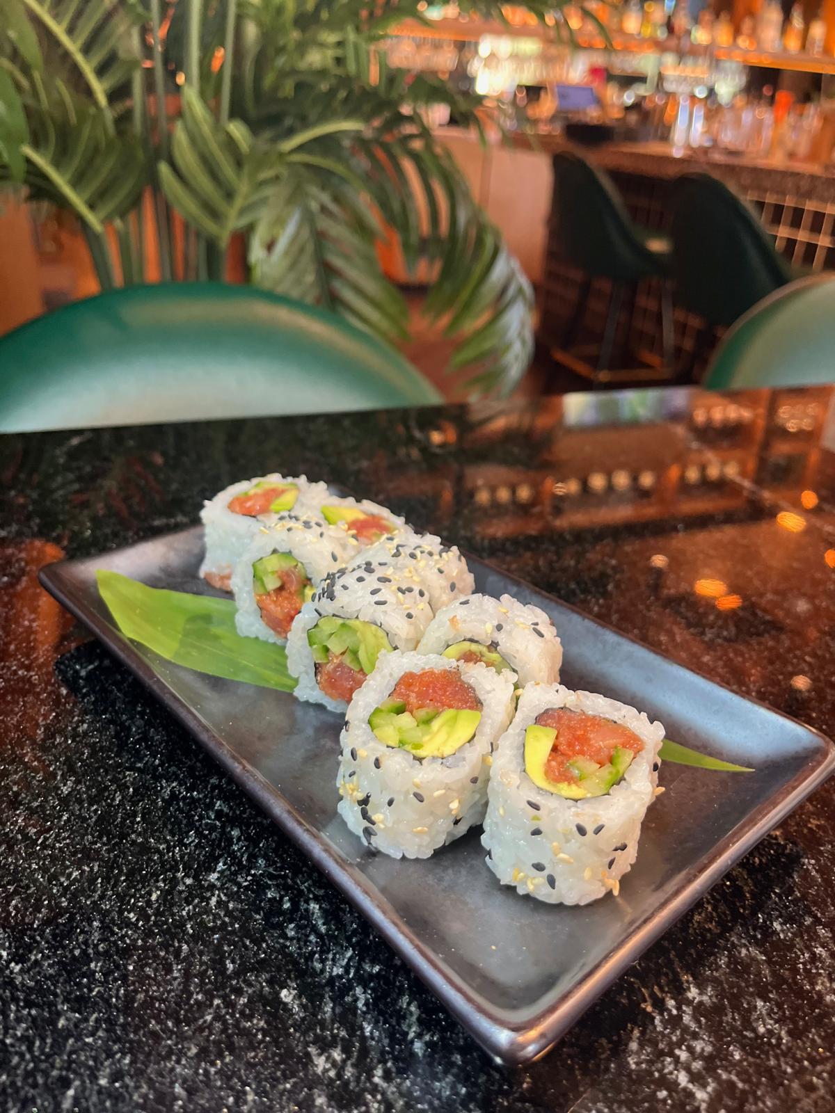 Spicy Tuna Roll Maki