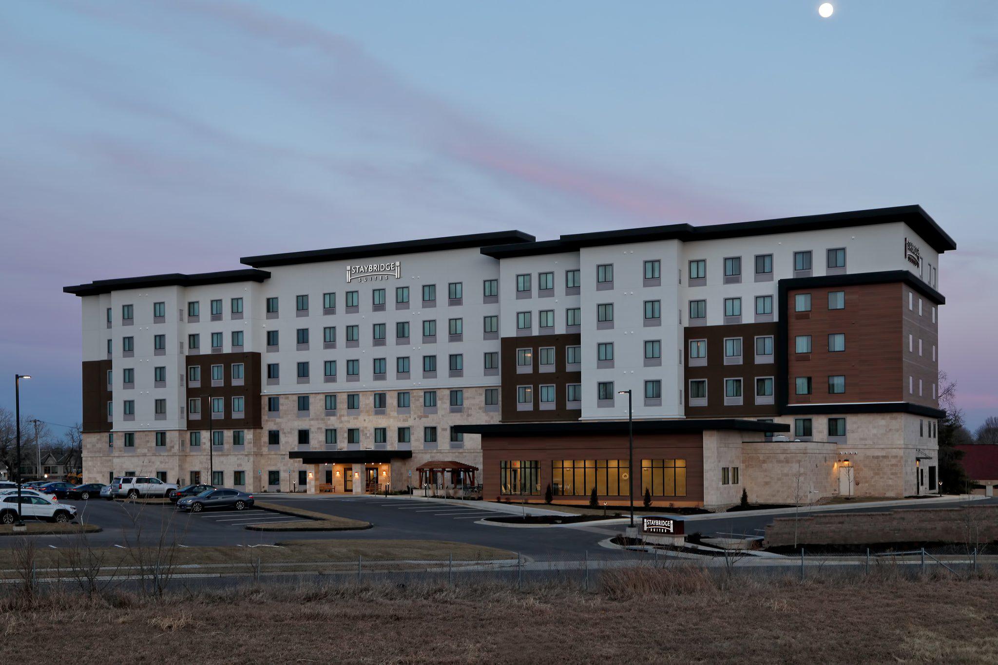 Staybridge Suites Overland Park-Kansas City Area Photo