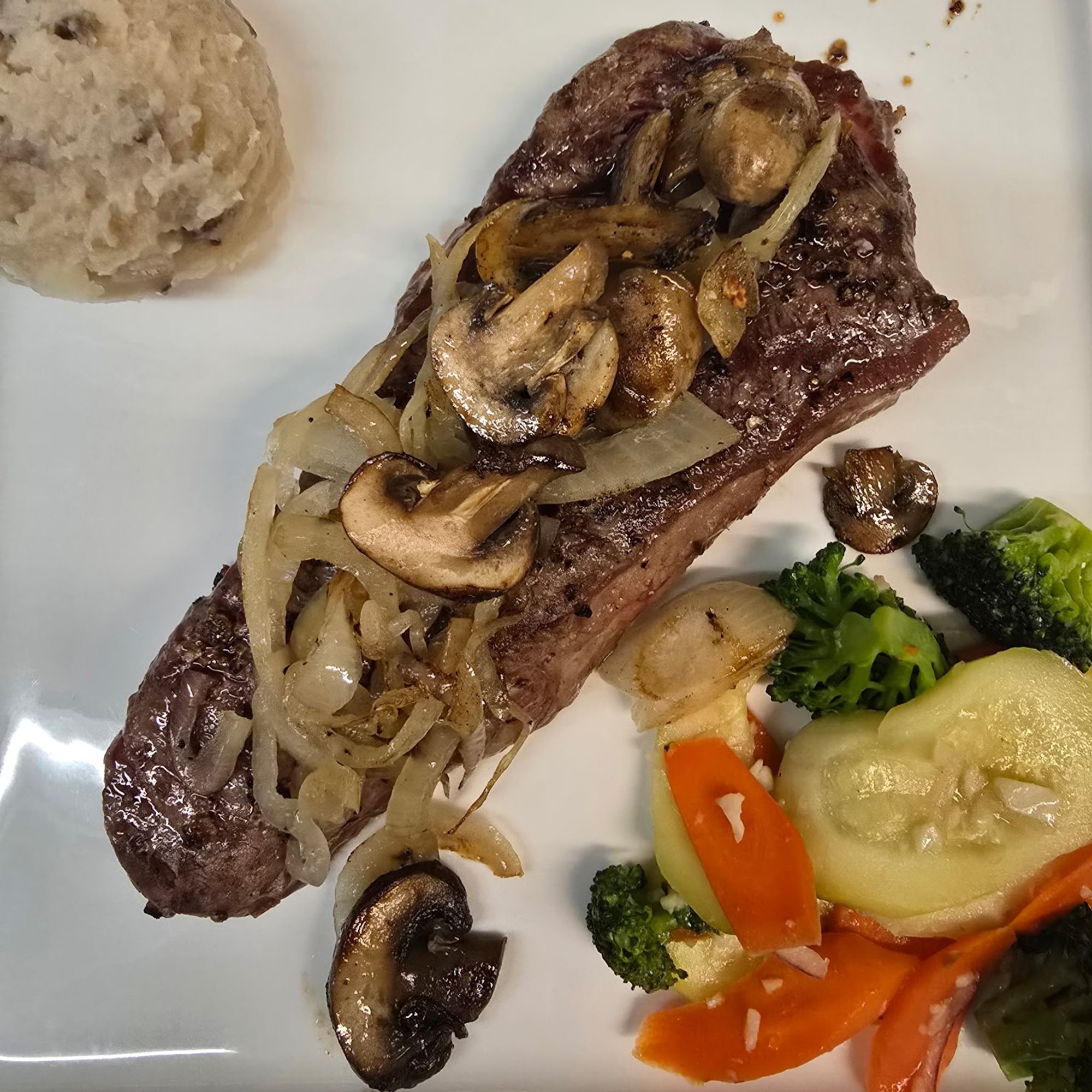 12 oz Angus NY Strip