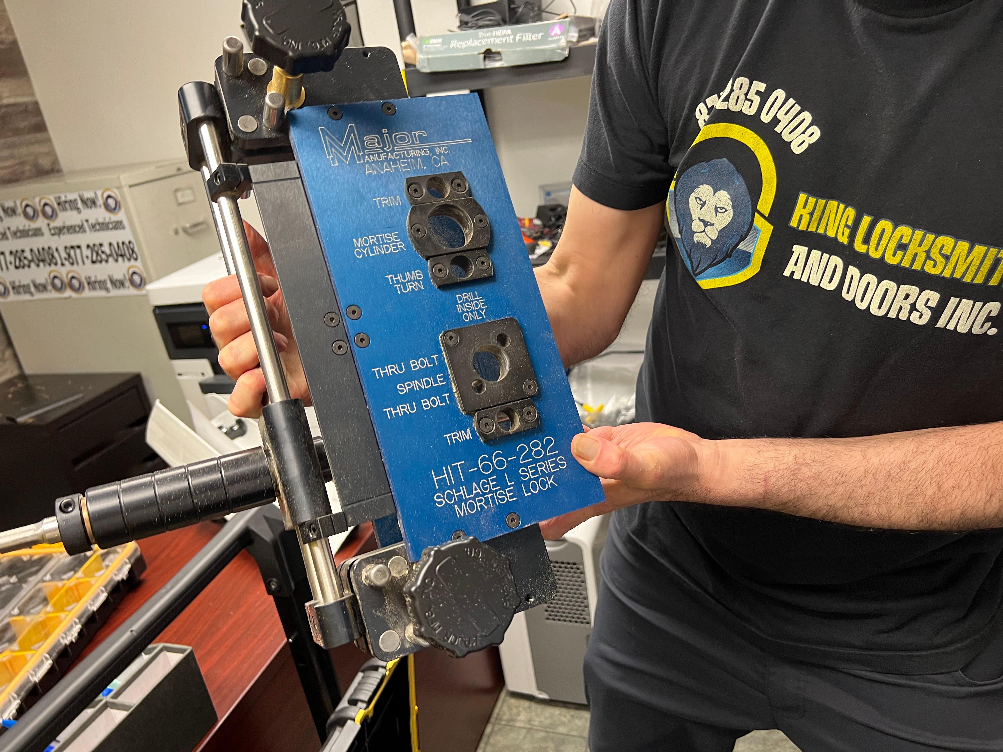 King Locksmith and Doors, Inc. Image