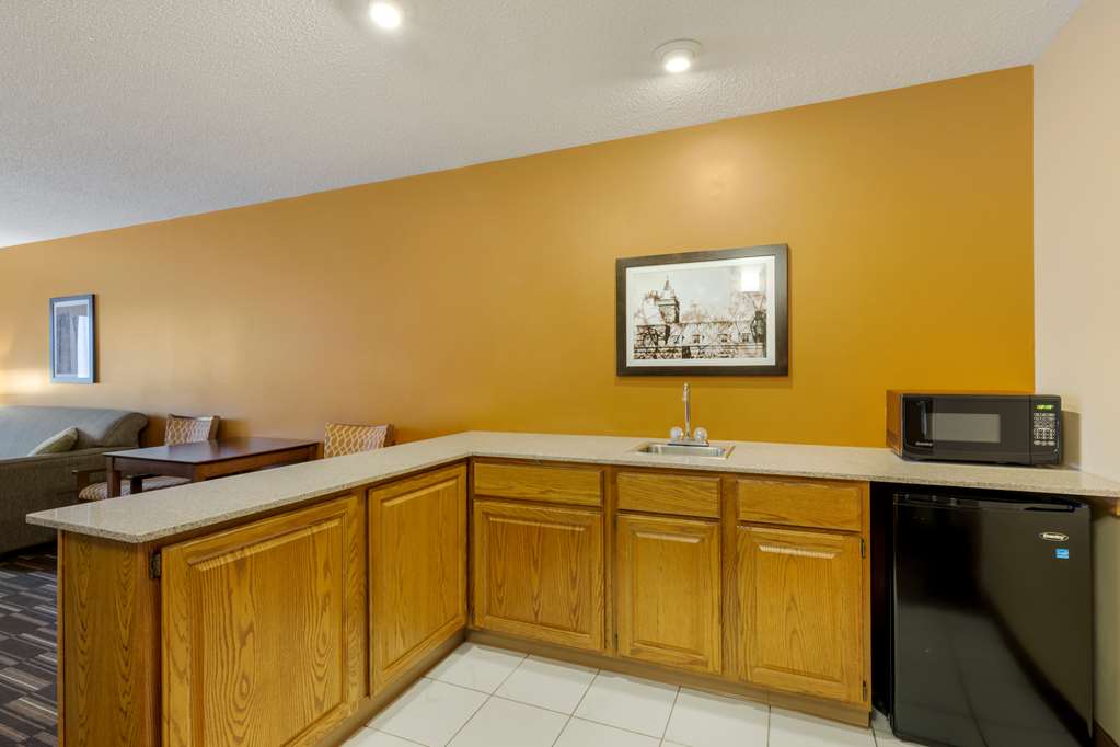 Best Western Falcon Plaza - Bowling Green Image