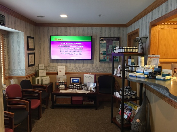 Images New Berlin-Evans Chiropractic & Pain Relief Laser Clinic