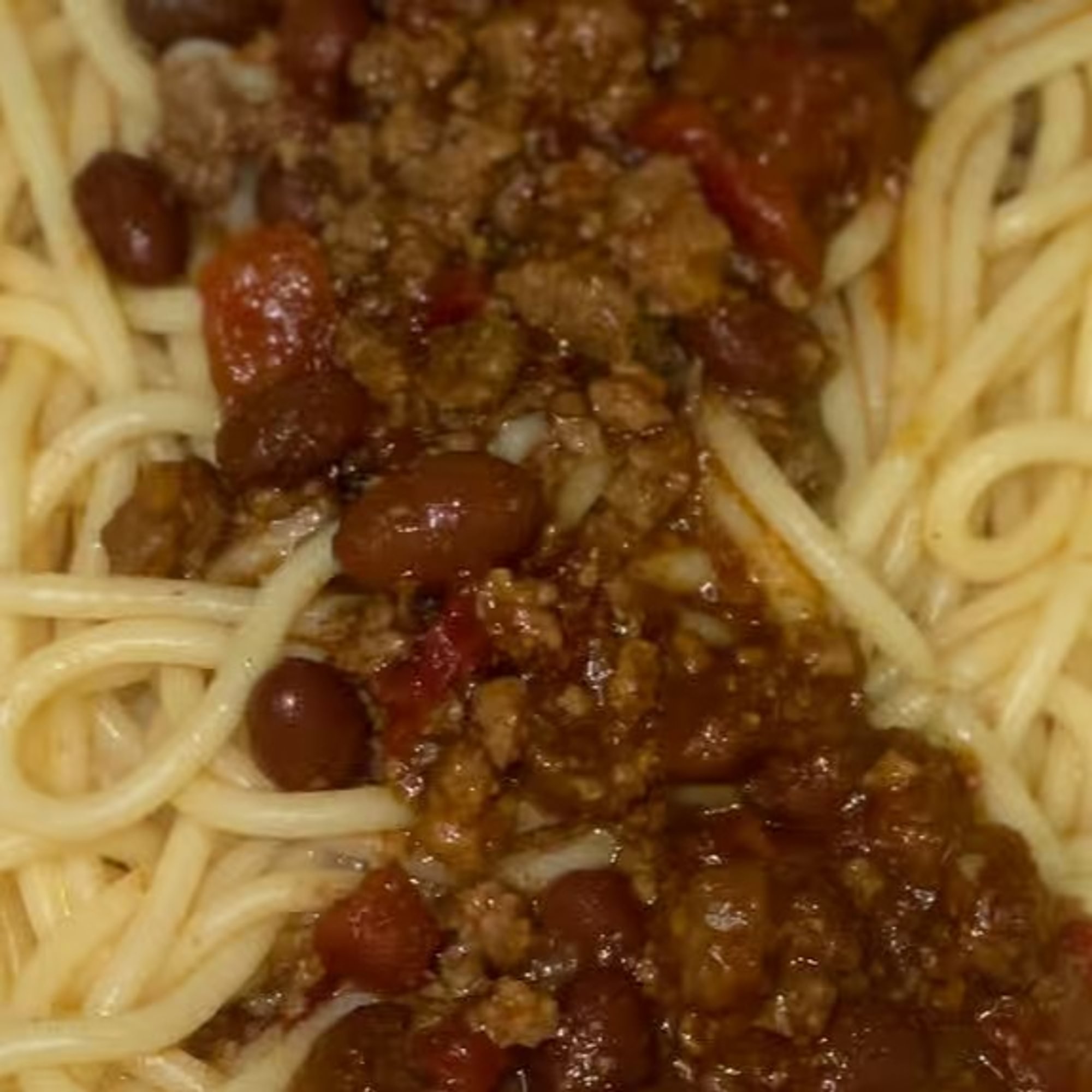 Small Chili Mac with Italian Bread