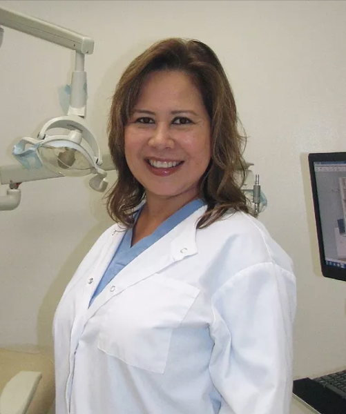Dr. Daisy P. Alvarenga. DDS Logo