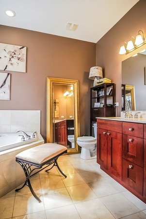 Images Lofty Real Estate