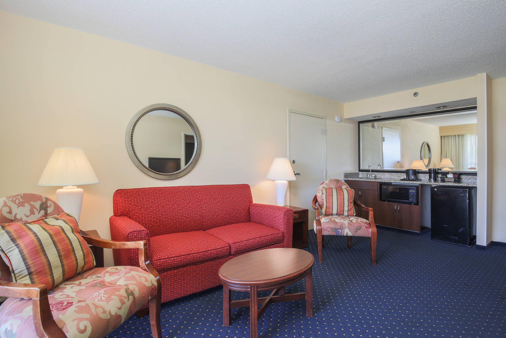 Courtyard by Marriott Flint Grand Blanc Photo