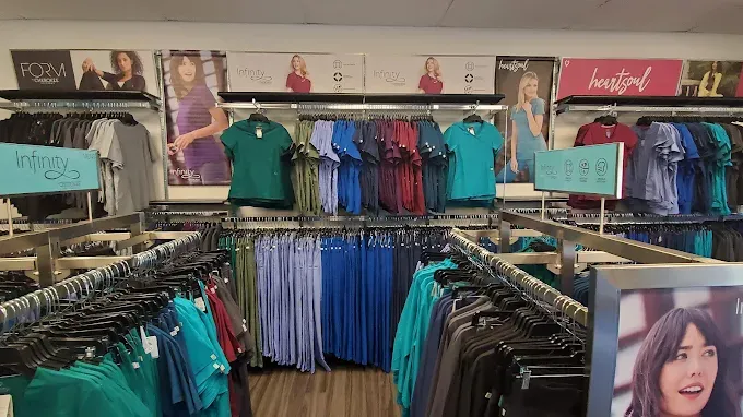 La Bella Uniforms - Bourbonnais Image