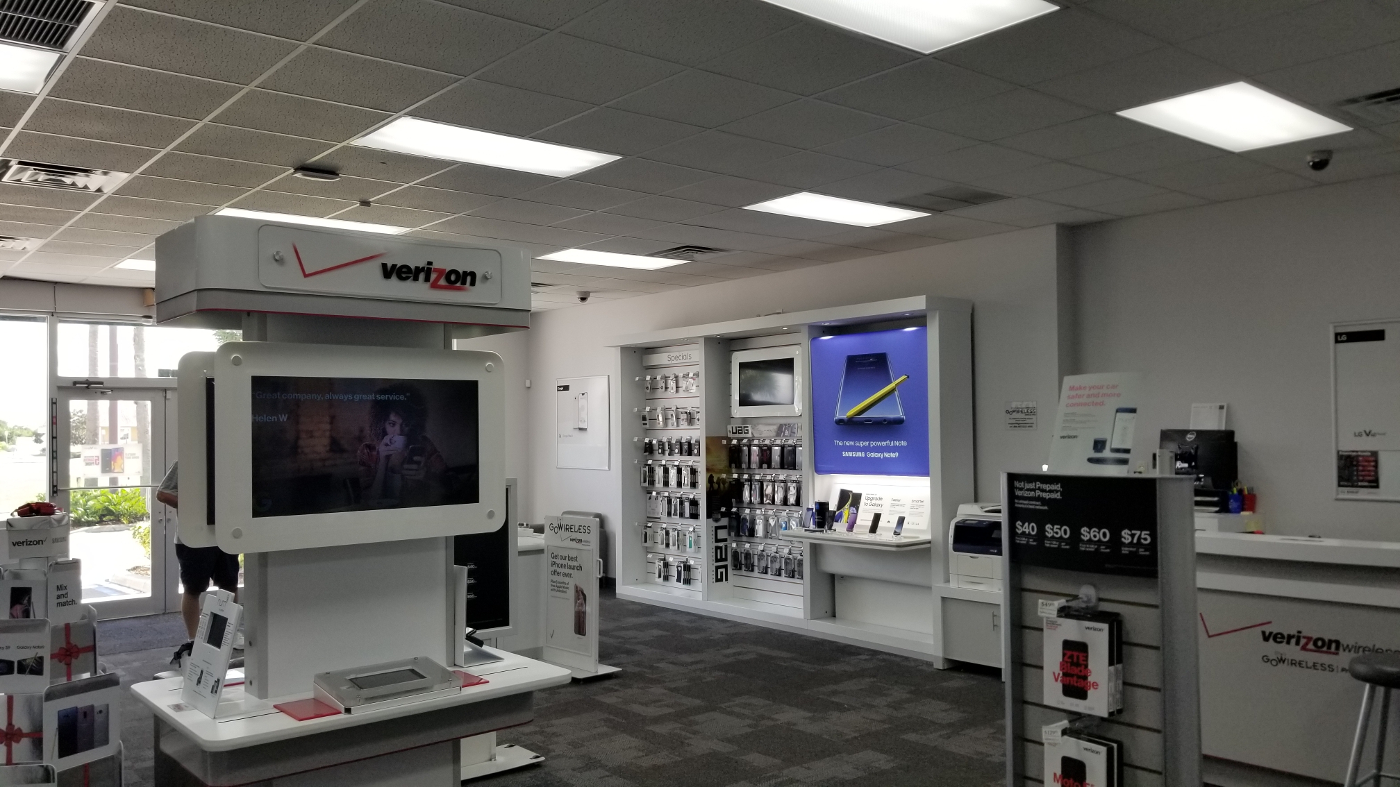 Verizon Authorized Retailer – GoWireless Photo