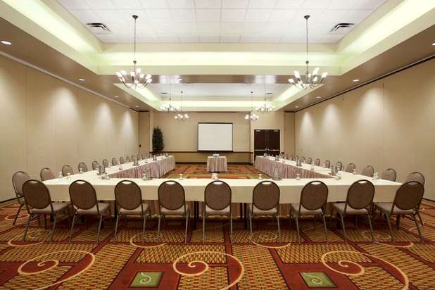 Images Embassy Suites by Hilton Phoenix Scottsdale