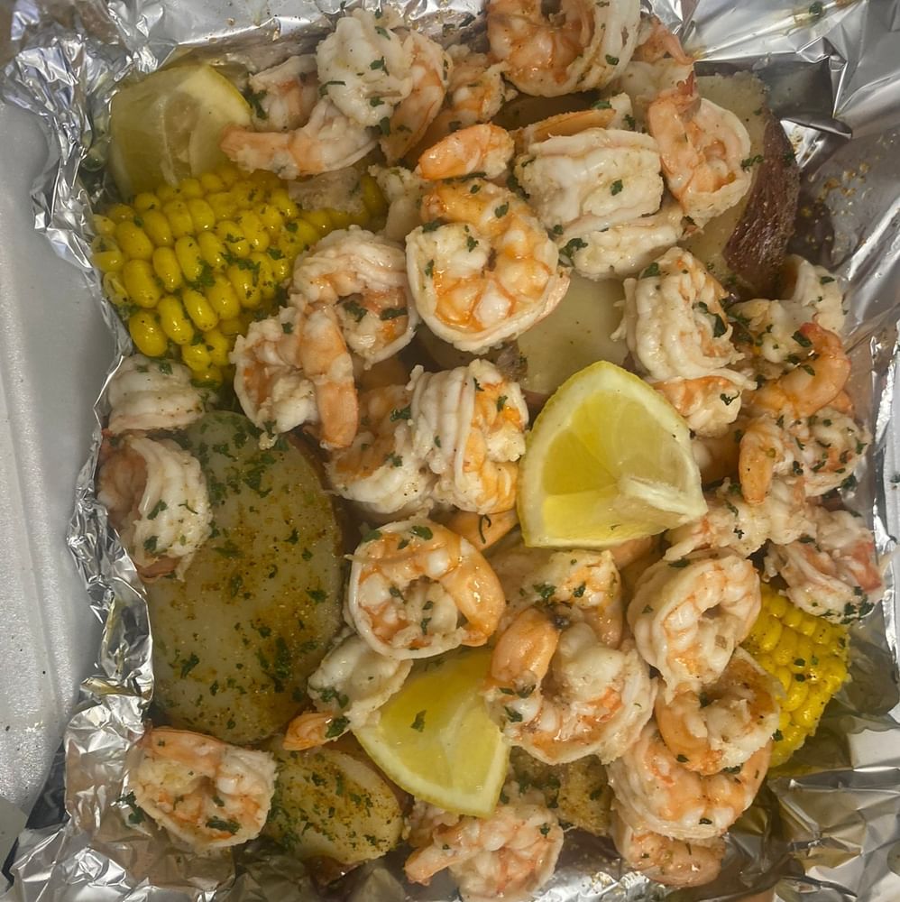 B2 - Large Shrimp Bowl (40 Shrimps, 2 Corns, 2 Potatoes, 2 Eggs)