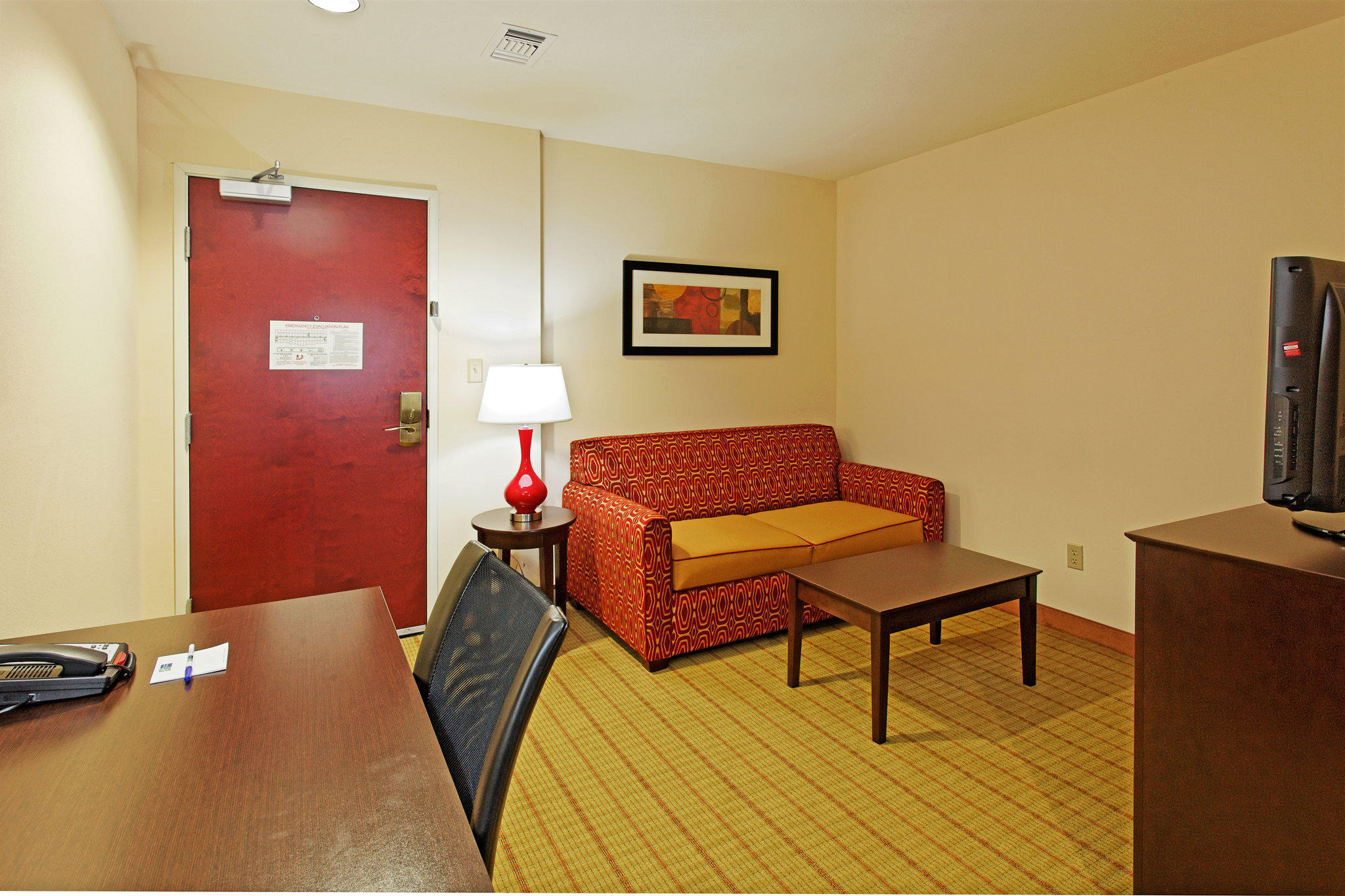 Holiday Inn Express & Suites Florence Northeast Photo