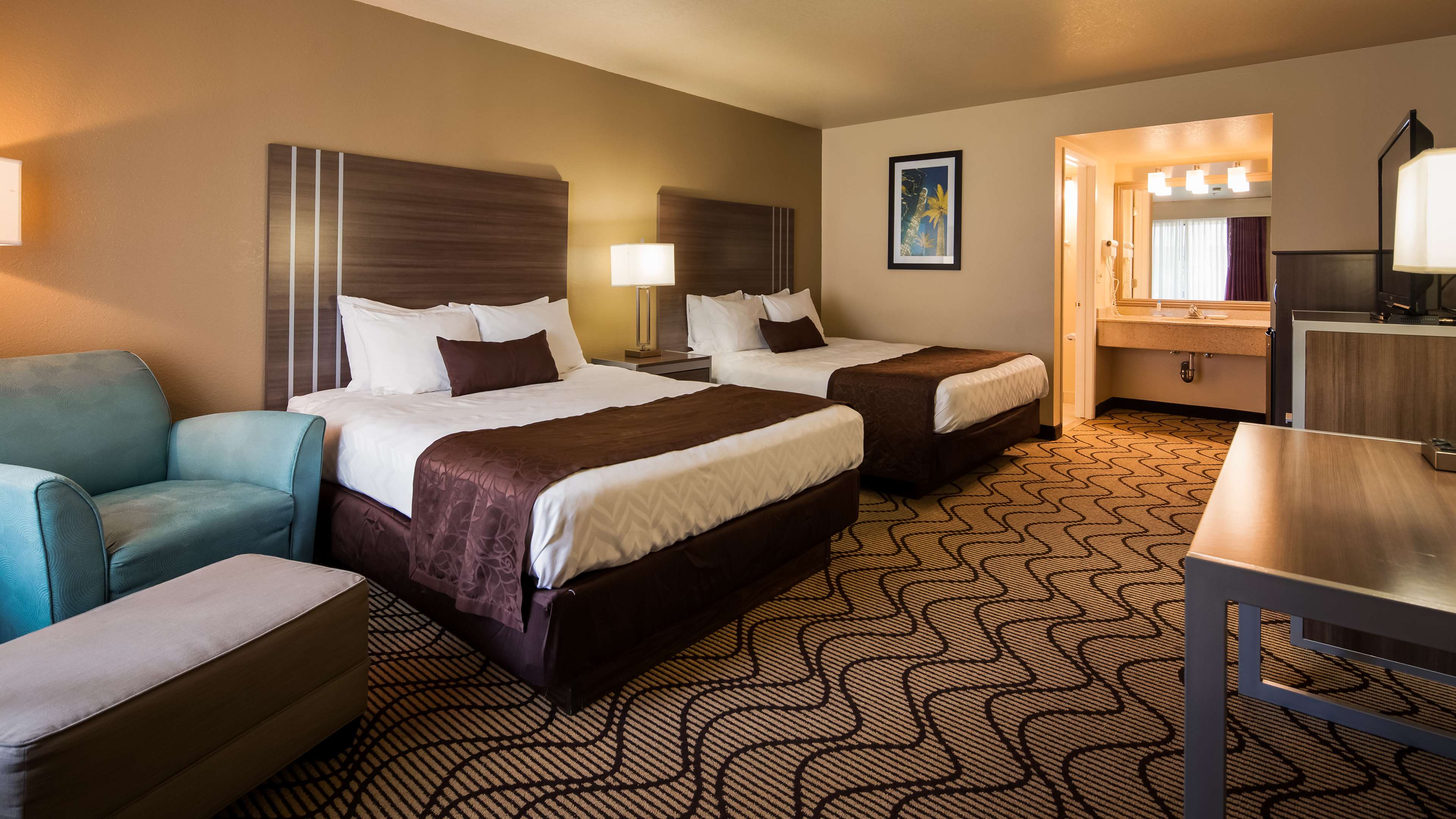 Best Western Heritage Inn Photo