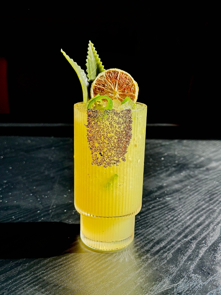 TO-GO Spicy Pineapple