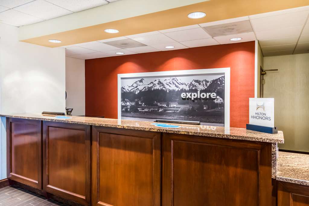 Hampton Inn Clifton Park Image