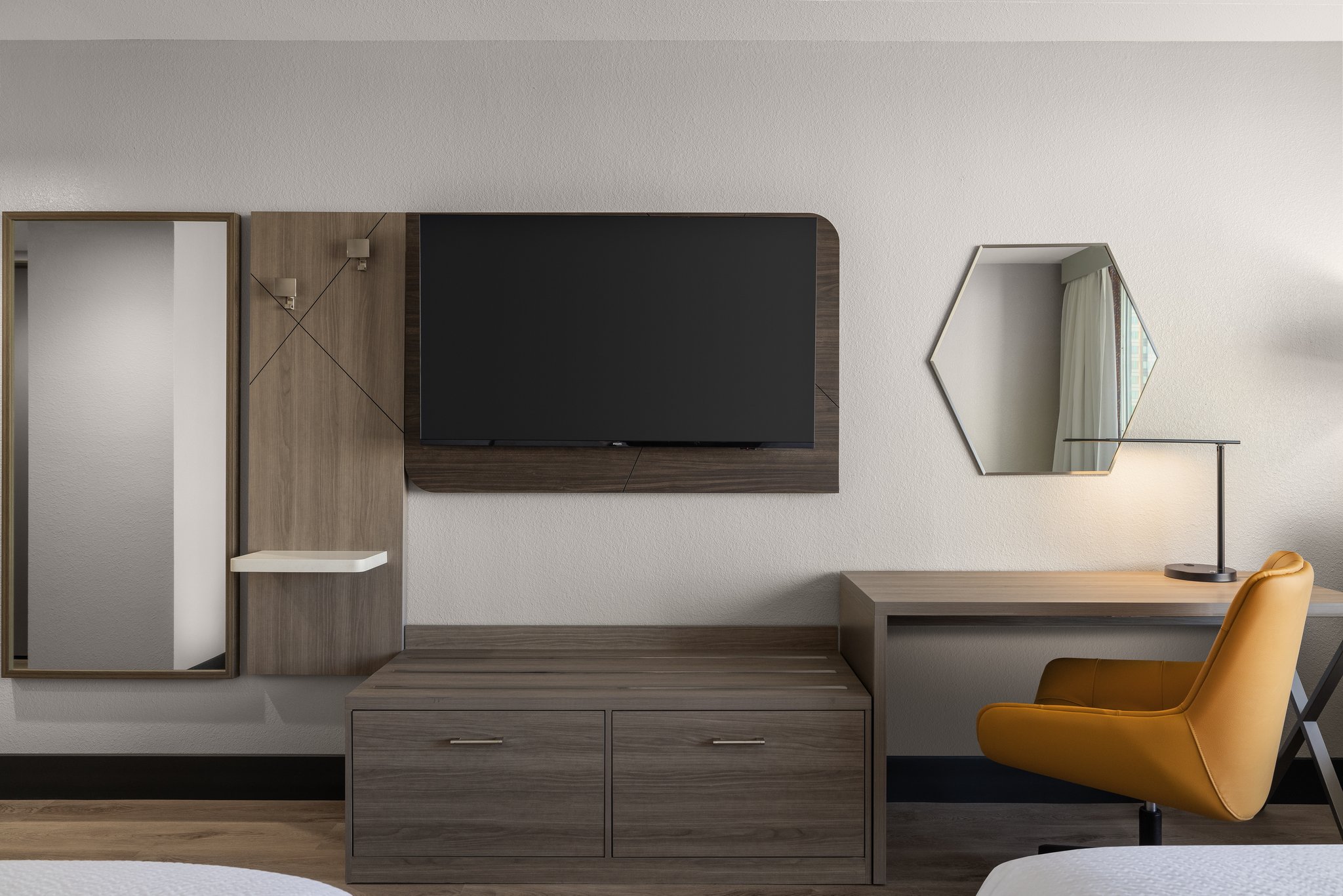 Holiday Inn Express & Suites Phoenix - Midtown by IHG Image