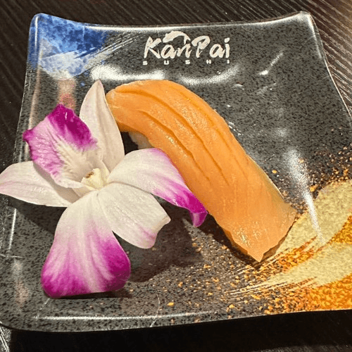 Smoked Salmon Nigiri🐟