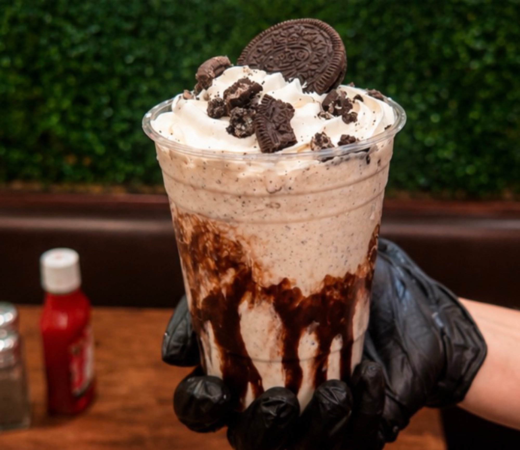 Shakes