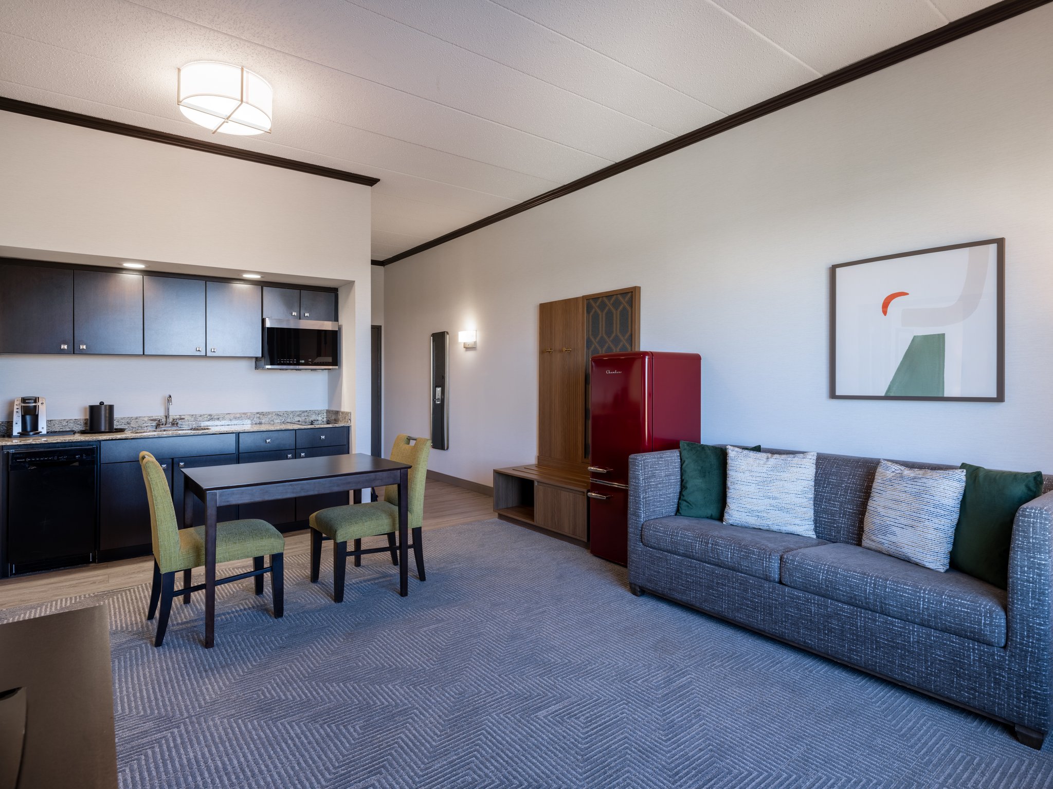 Holiday Inn & Suites Chicago Northwest - Elgin by IHG Image