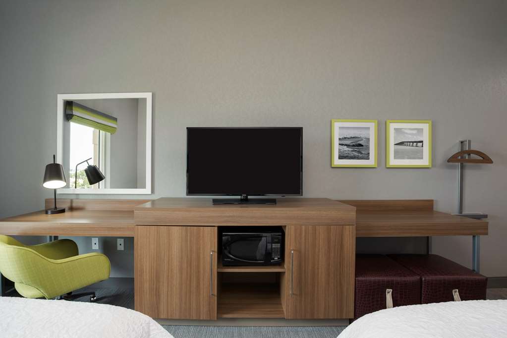 Hampton Inn Fort Lauderdale Pompano Beach Image