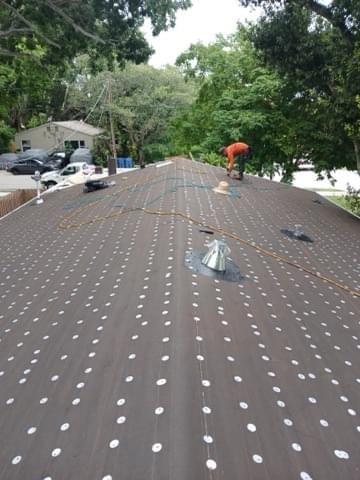 Tropical Roofing & Coating Services Image
