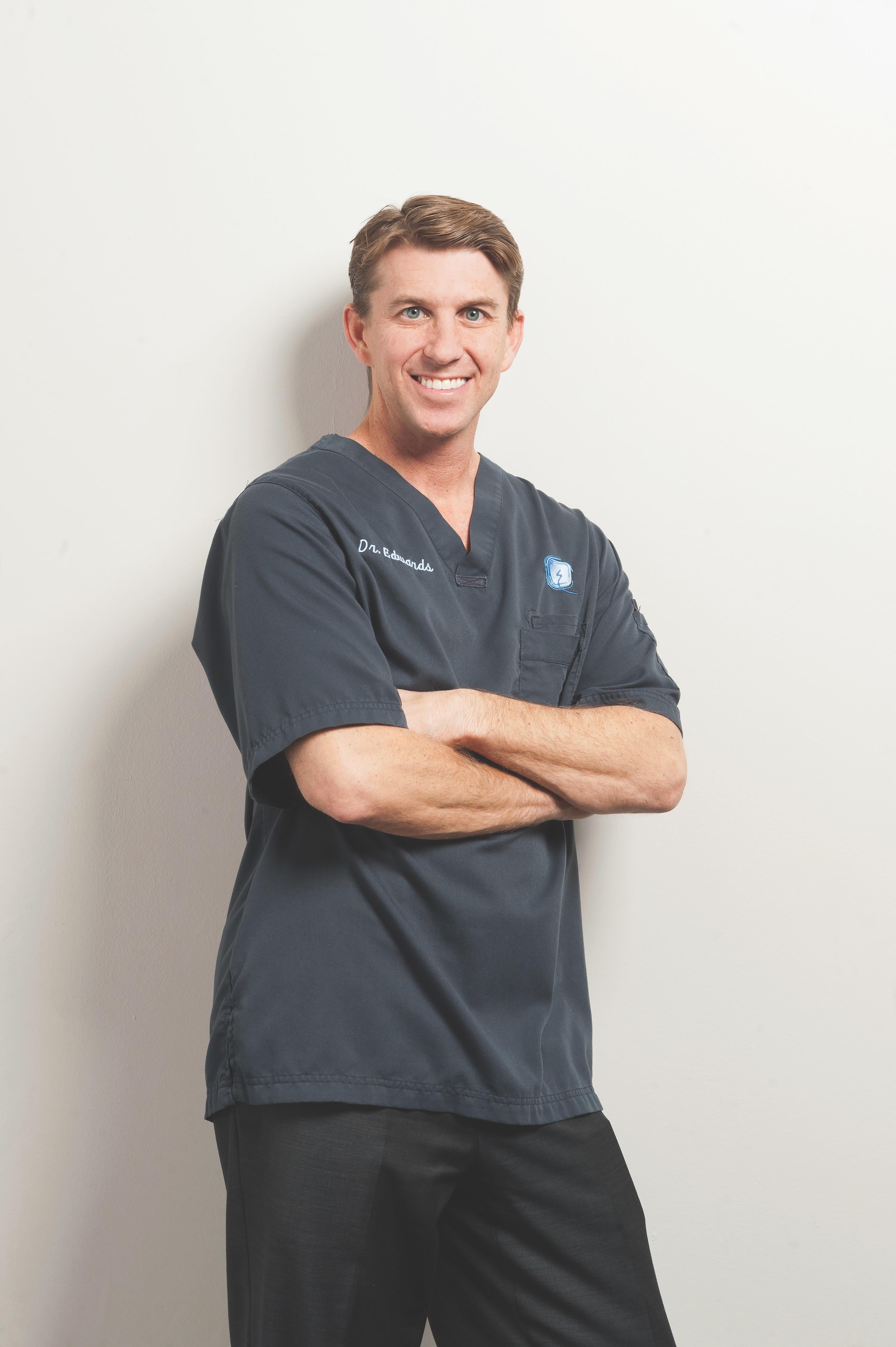 Implant Dentistry and Periodontics: Michael D. Edwards DDS, MSD Photo