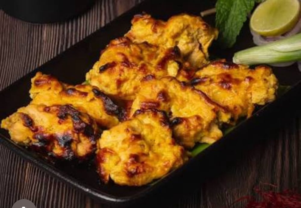 Saundhe Murgh Tikka