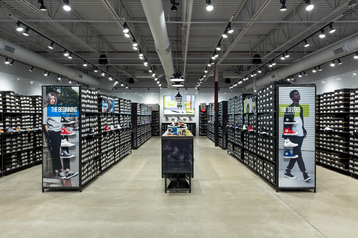 Converse Factory Store 30 The Paseo Long Beach, CA Factory Outlets ... اسكتن