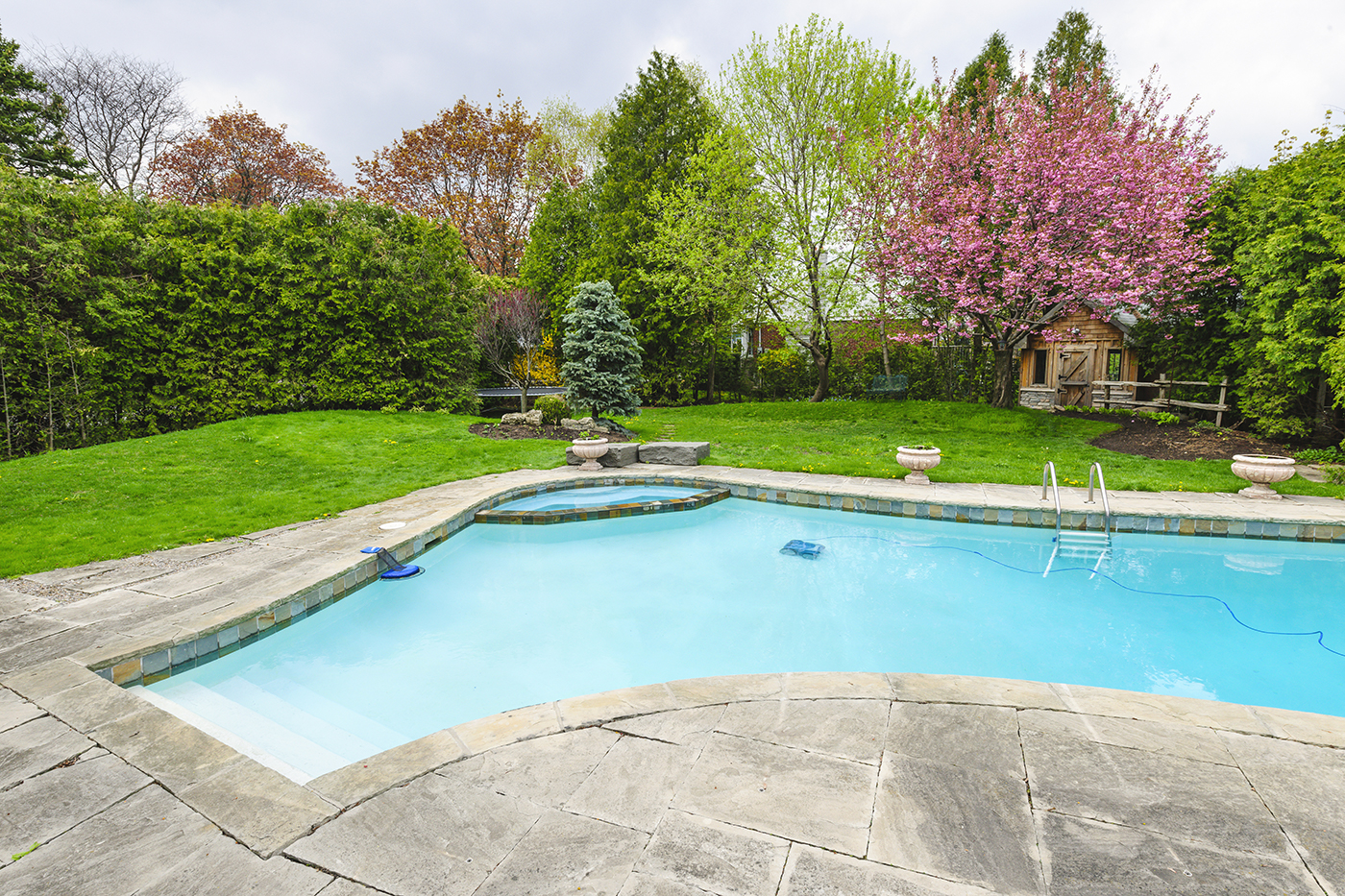 McIntyre Pools & Spas Inc Photo