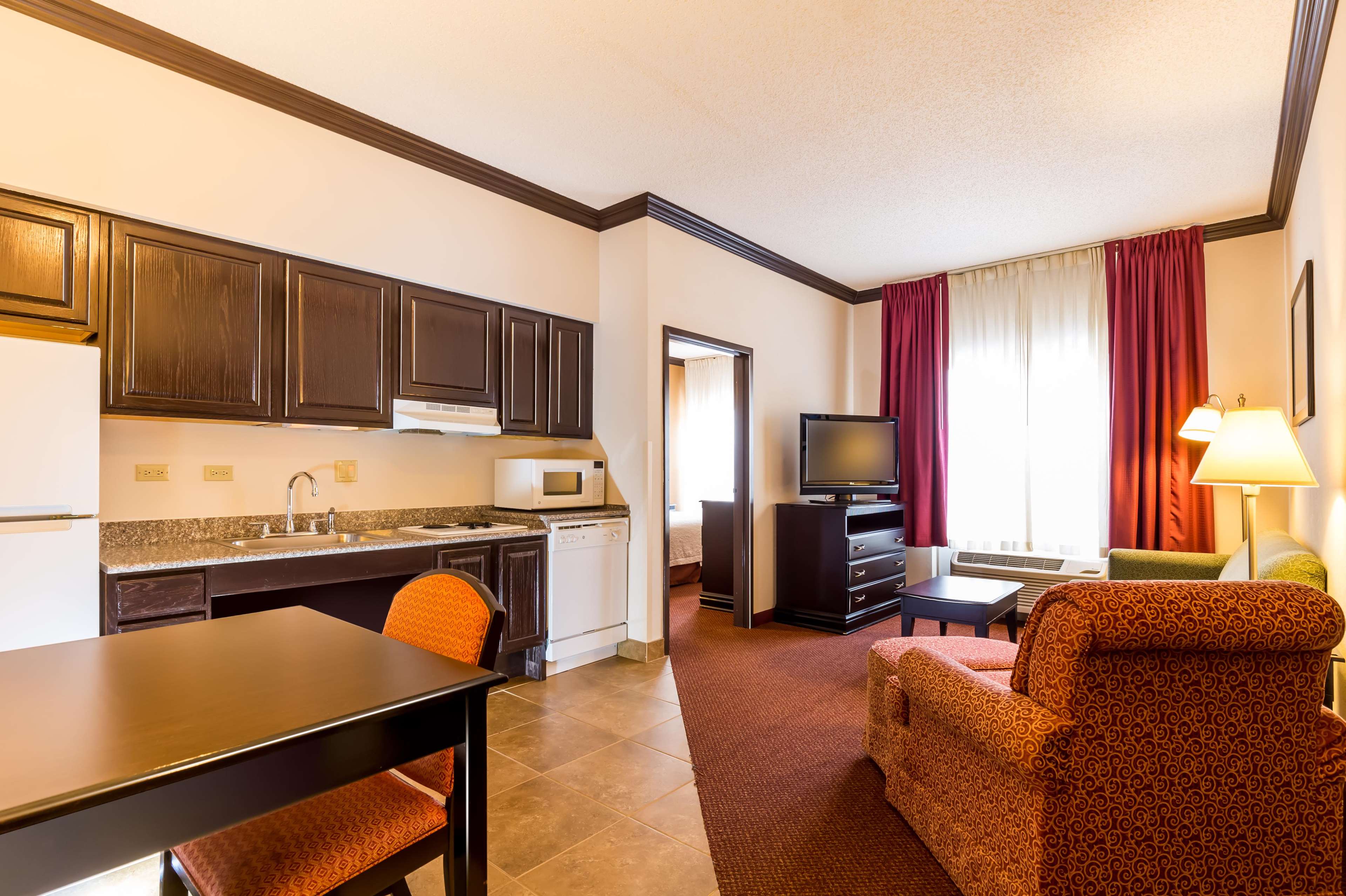 Hampton Inn & Suites Chicago/Hoffman Estates Photo