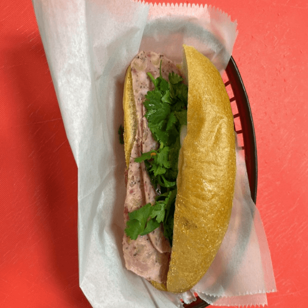 Bánh Mì Thịt Nướng