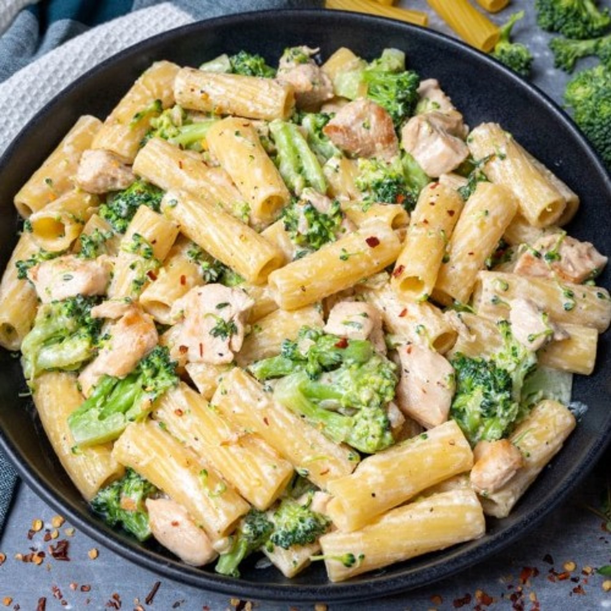 Rigatoni with Broccoli & Chicken