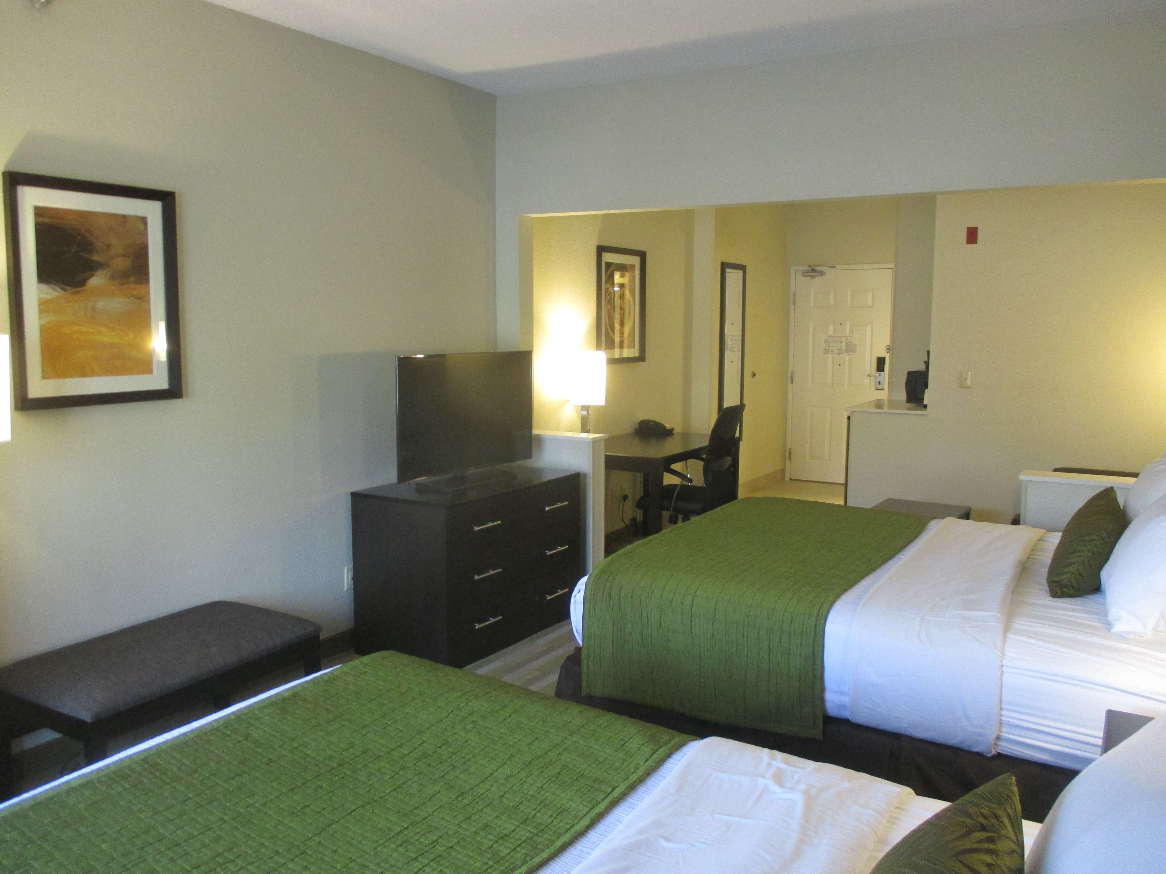 Best Western Hilliard Inn & Suites Photo