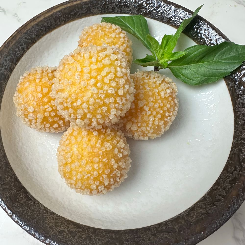 椰汁流心球 / Coconut Lava Balls