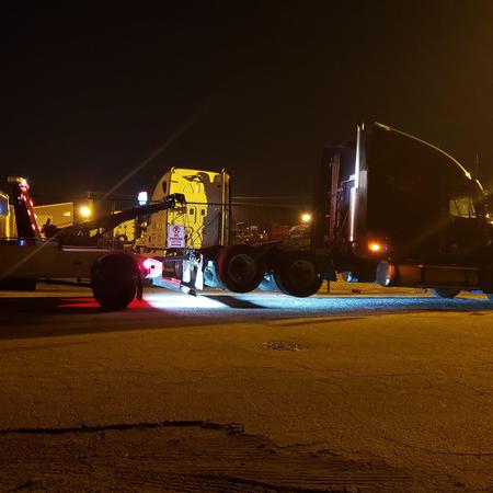 Large Truck Towing Large Truck Towing