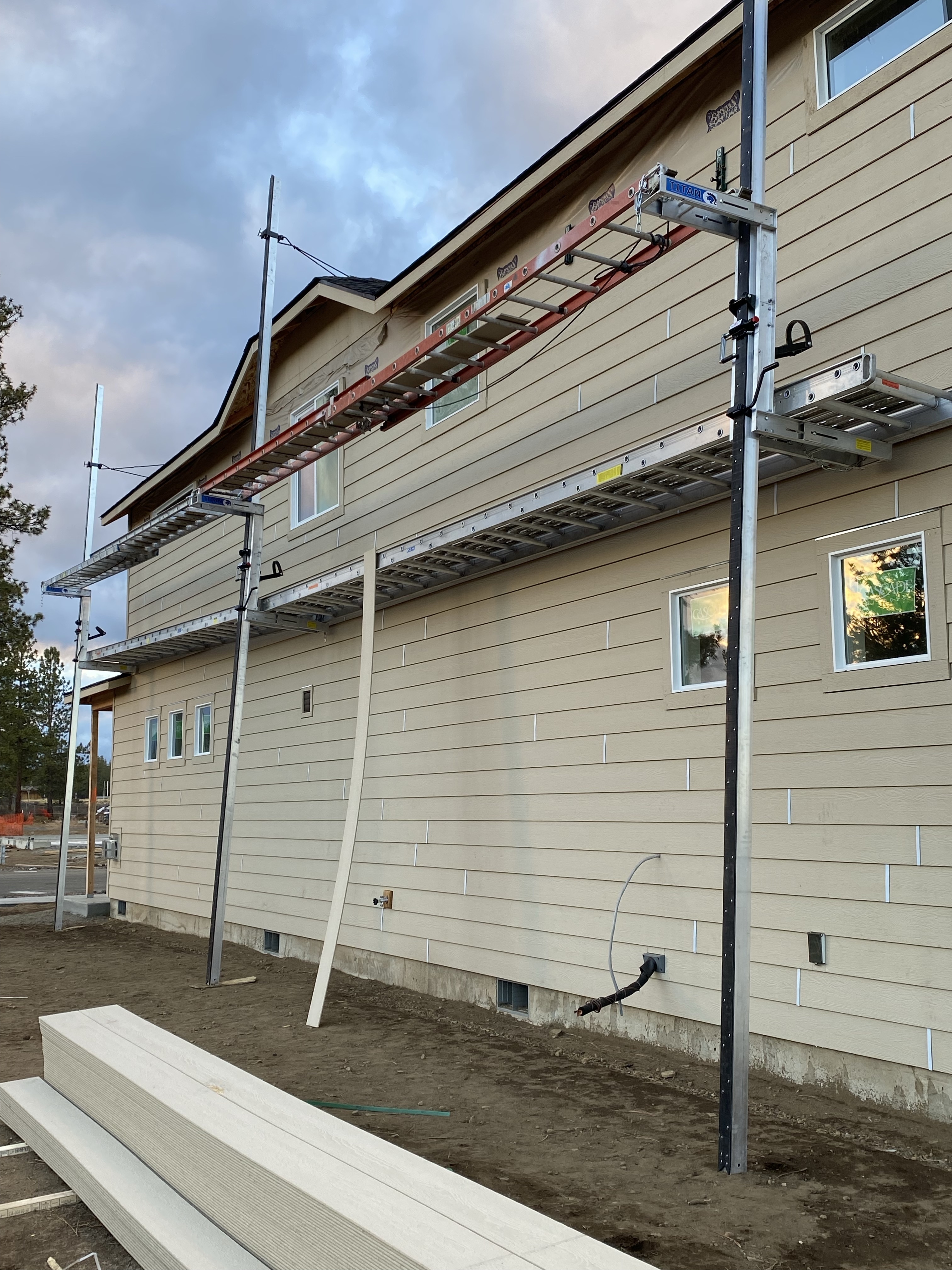 Elmer Tobias Construction Image