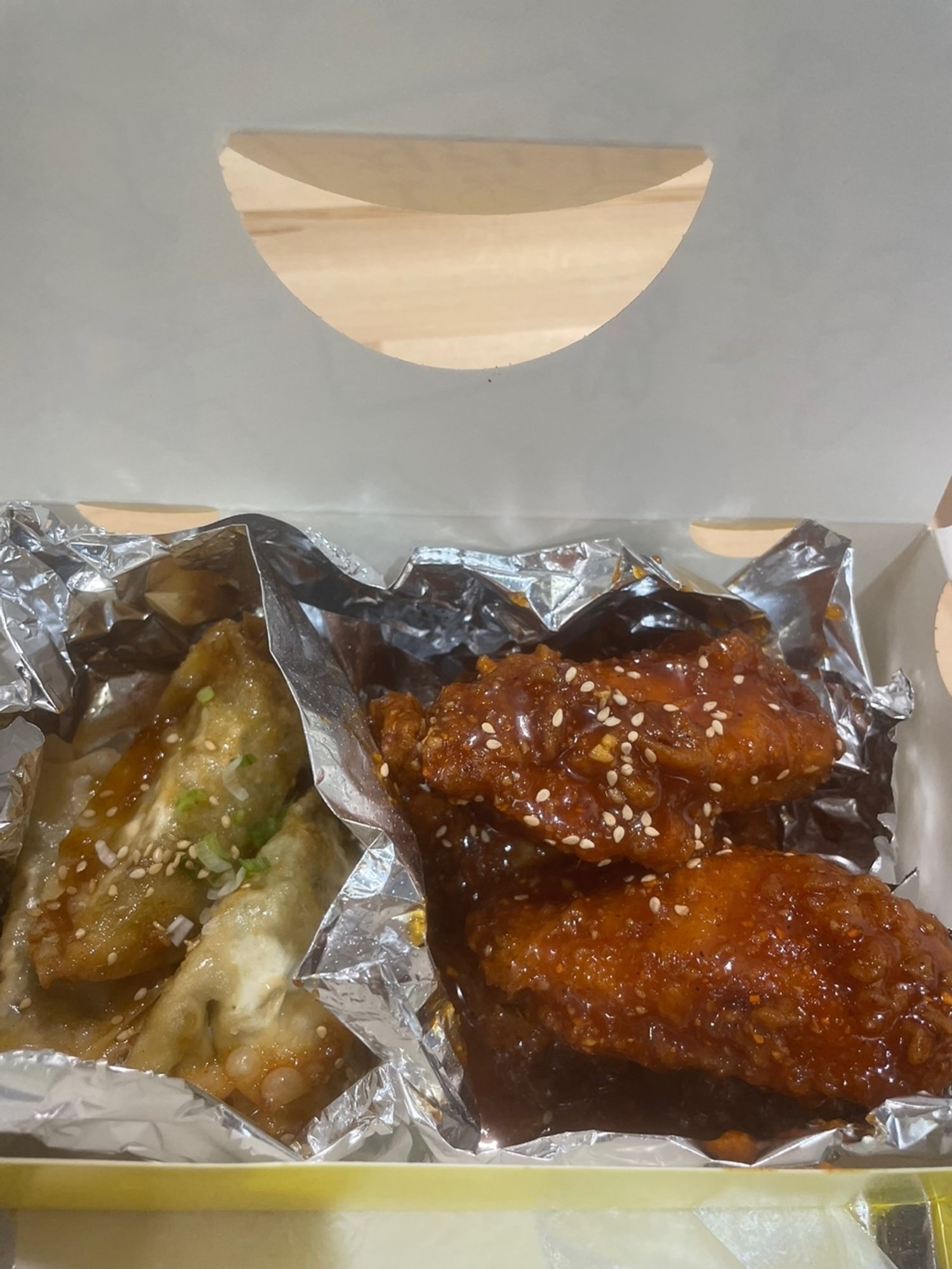 Lunch Wings & Soy Vegetable Dumplings