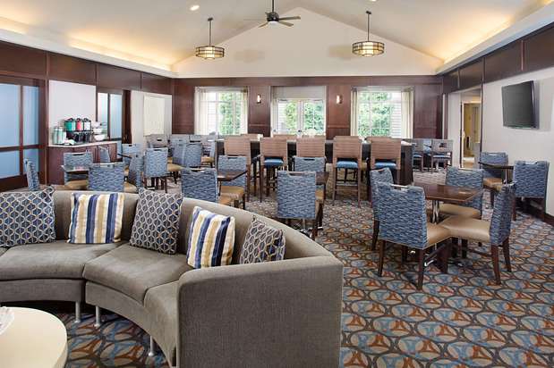 Images Homewood Suites by Hilton Manchester/Airport