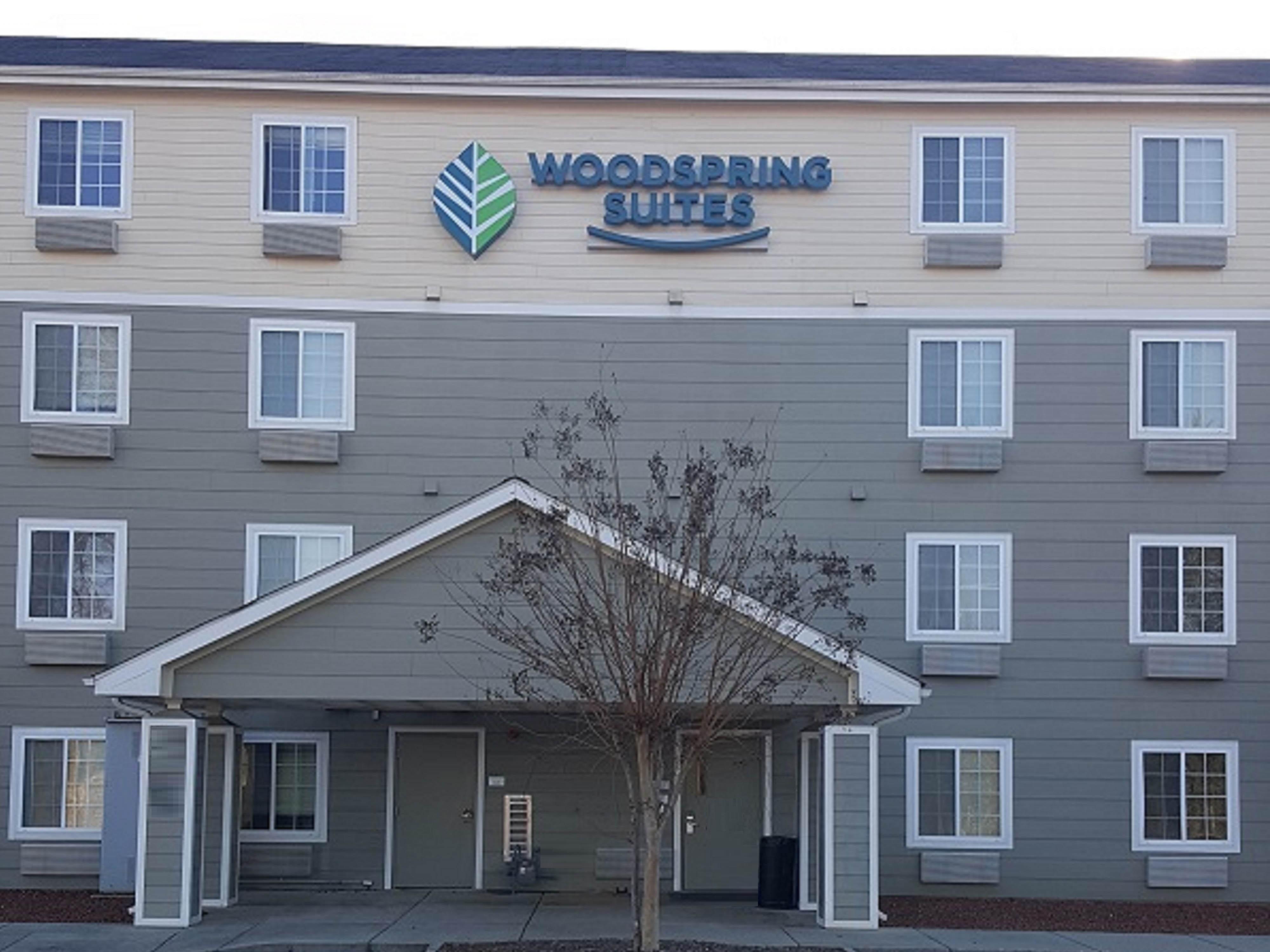WoodSpring Suites Charlotte Gastonia Image