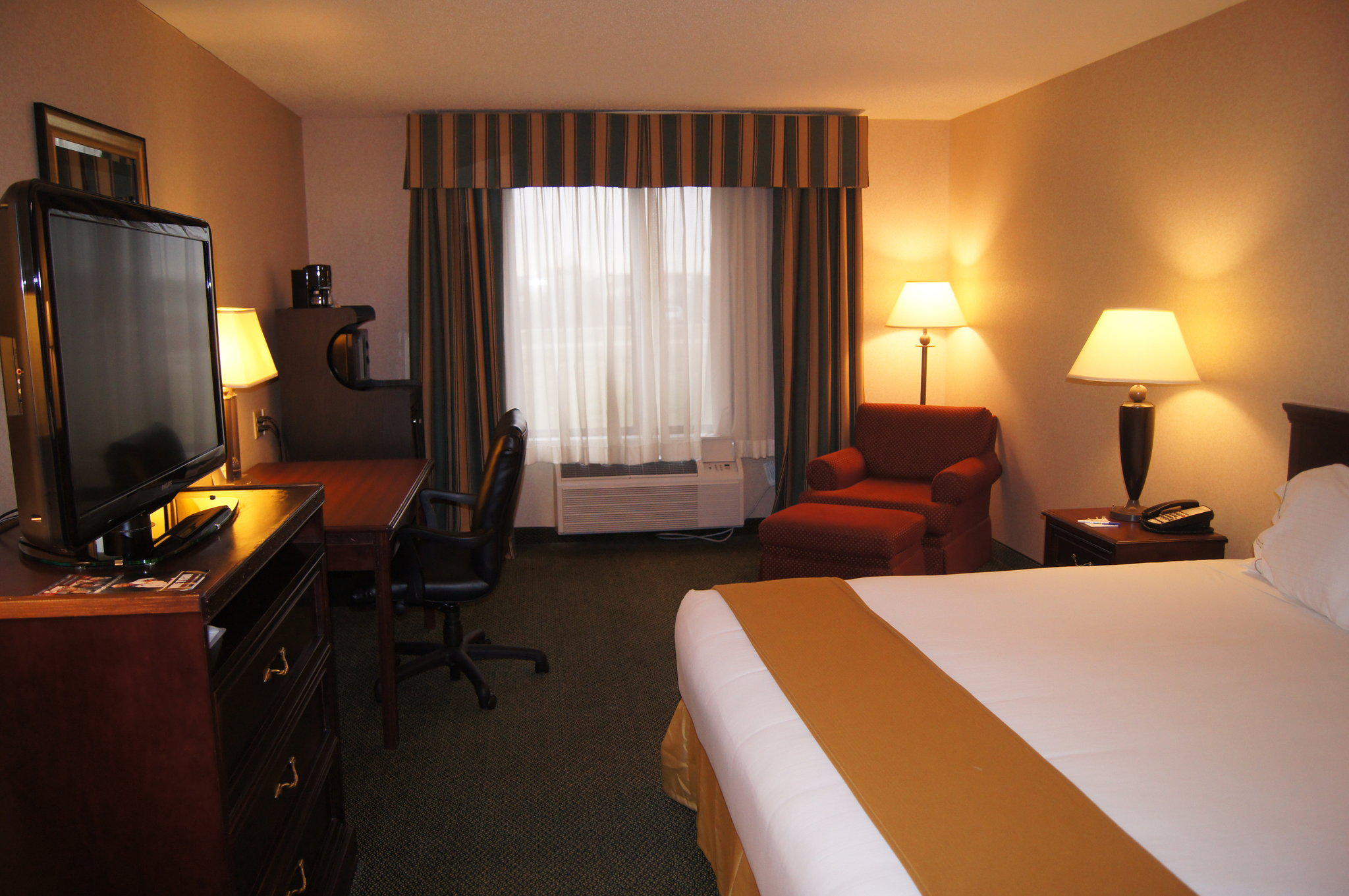 Holiday Inn Express & Suites O'Fallon/Shiloh Photo