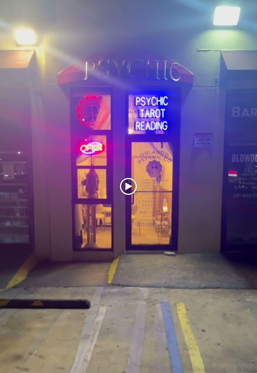 Psychic Ivanna - Tarot Card Readings Image