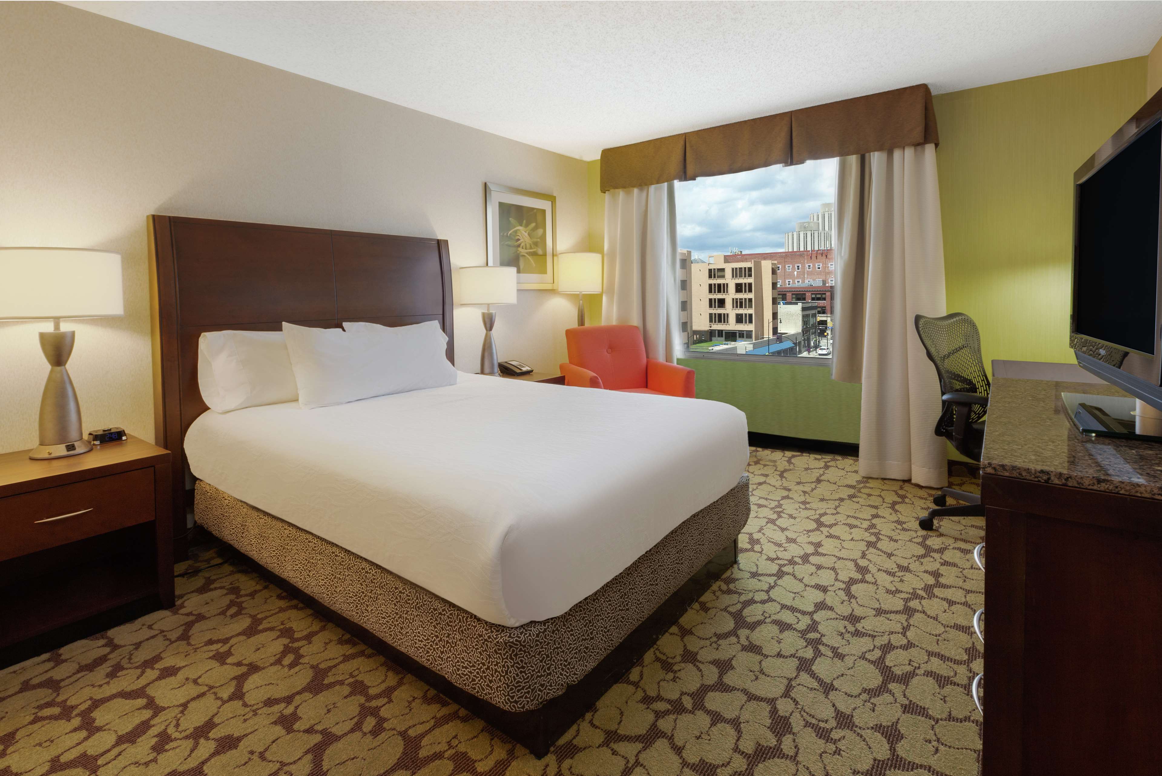 Hilton Garden Inn Pittsburgh University Place Photo