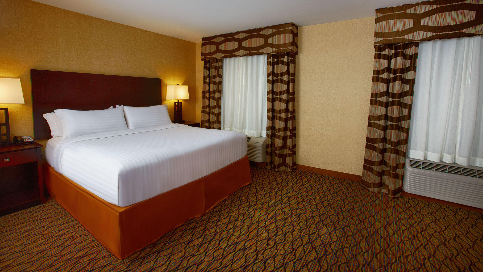 Holiday Inn Express Bordentown - Trenton South Photo