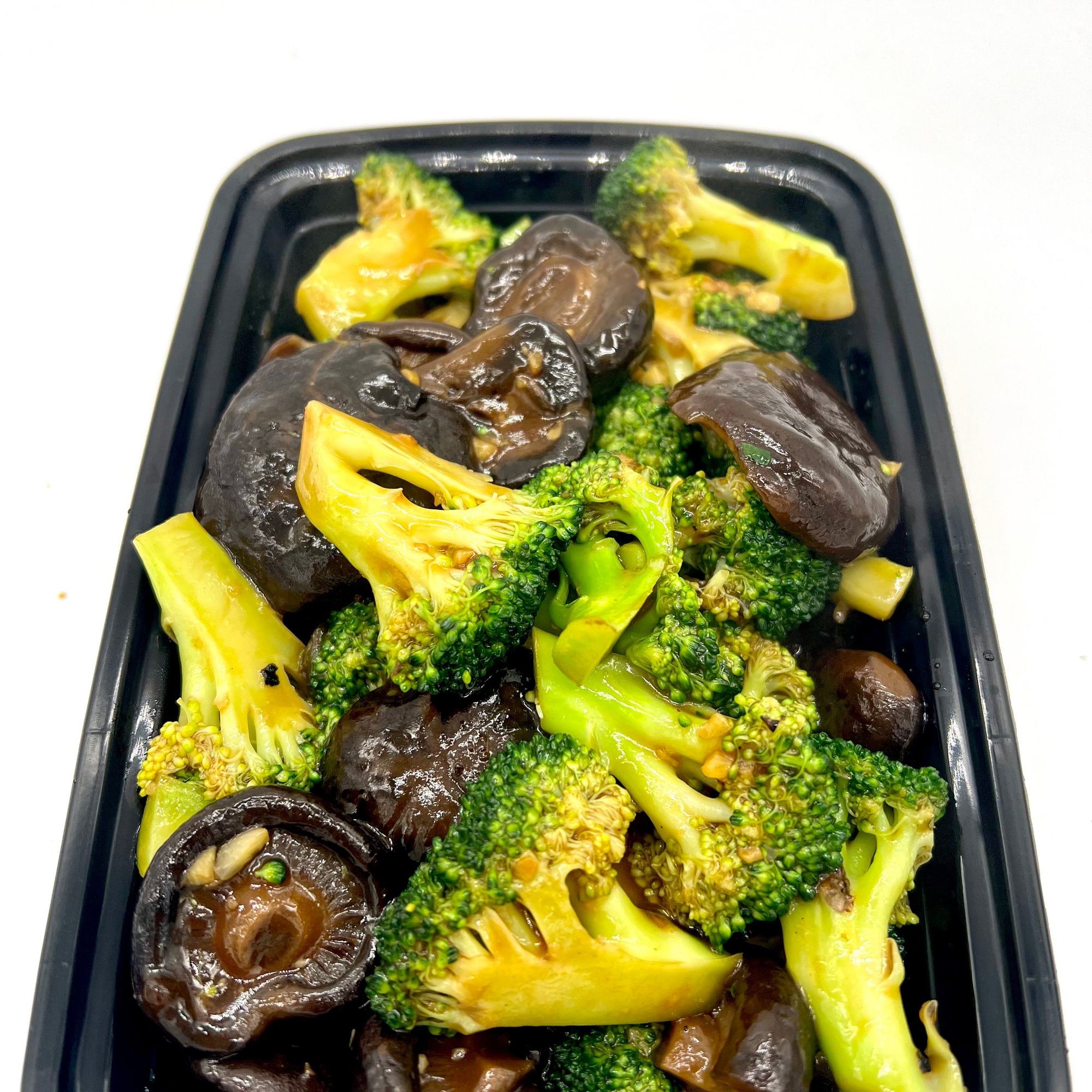 Broccoli with Black Mushrooms